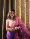  100%LIVE full open Nude video call service available with independent 