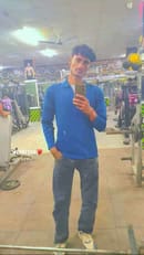 Play boy service up girl anty wife👰👰 ko sirvice chaiye to call me masag me 🤙🤙