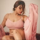 Want to meeting with female and house wife 