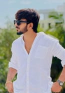 വേണോ.... തരാം....ഹാപ്പി ആയി ഇരുക്ക്‌ 