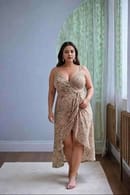 Want to meeting with female and house wife 