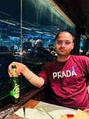 Male masseur, male to Female