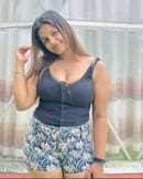 Want to meeting with female and house wife 