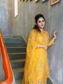 DAY TIME AND FULL NIGHT WHITE COLOUR HOT SUPER COMPANY GENUINE INDEPENDENT MALLU GIRL