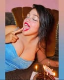 100%LIVE full open Nude video call service available with independent 